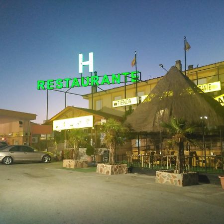 Hotel Mirasierra Baul Екстериор снимка